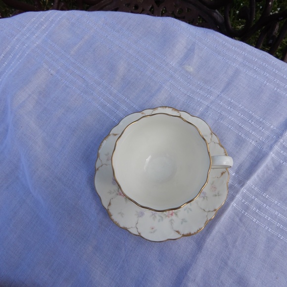 VTG Floral Tea Cup & Saucer Set x2 - Picture 3 of 6